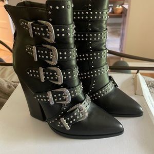 Steve Madden booties